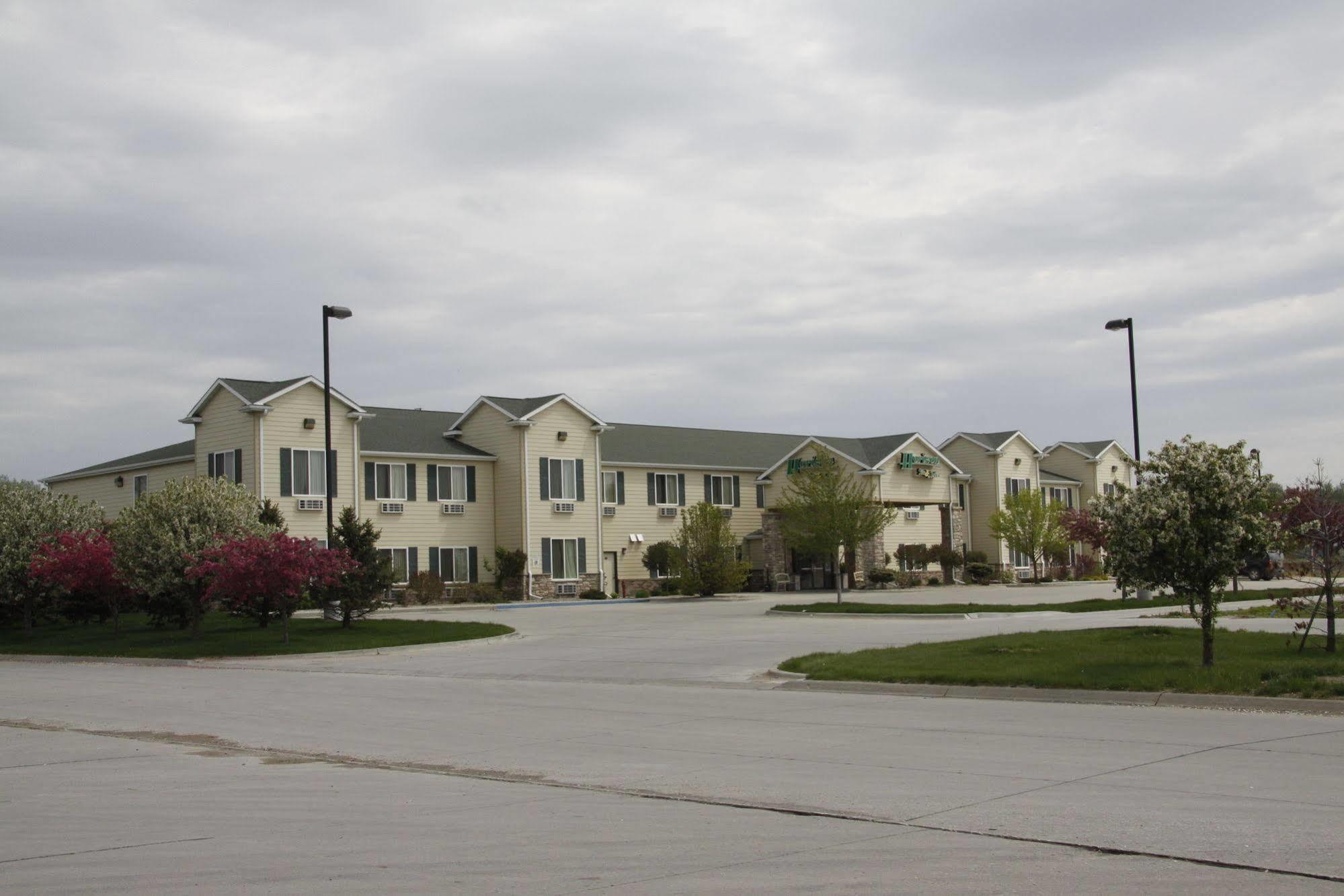 Horizon Inn & Suites West Point Exterior photo